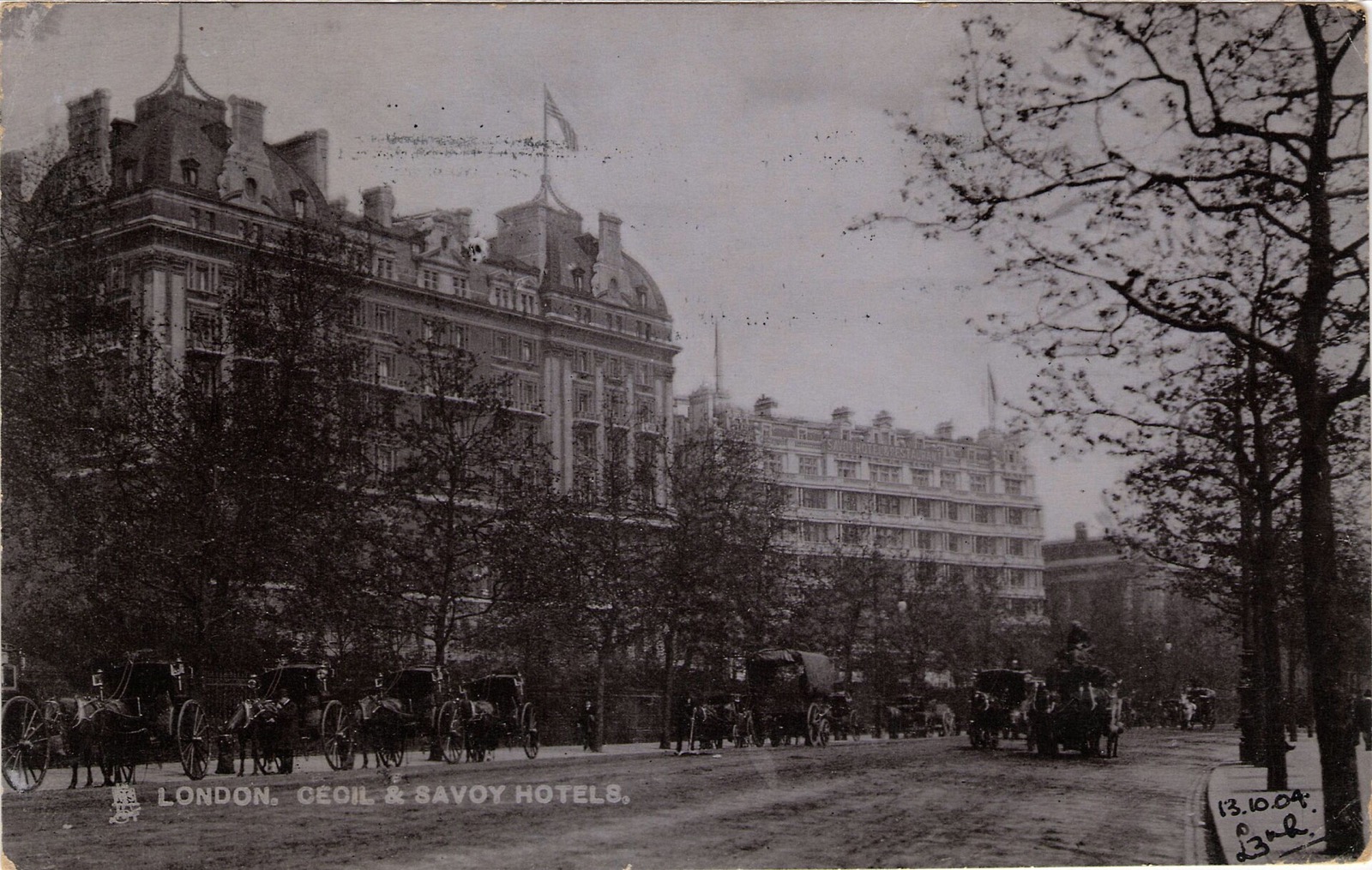 The Savoy and the Hotel Cecil along the Thames Embankment in 1904, in a photograph of the time.