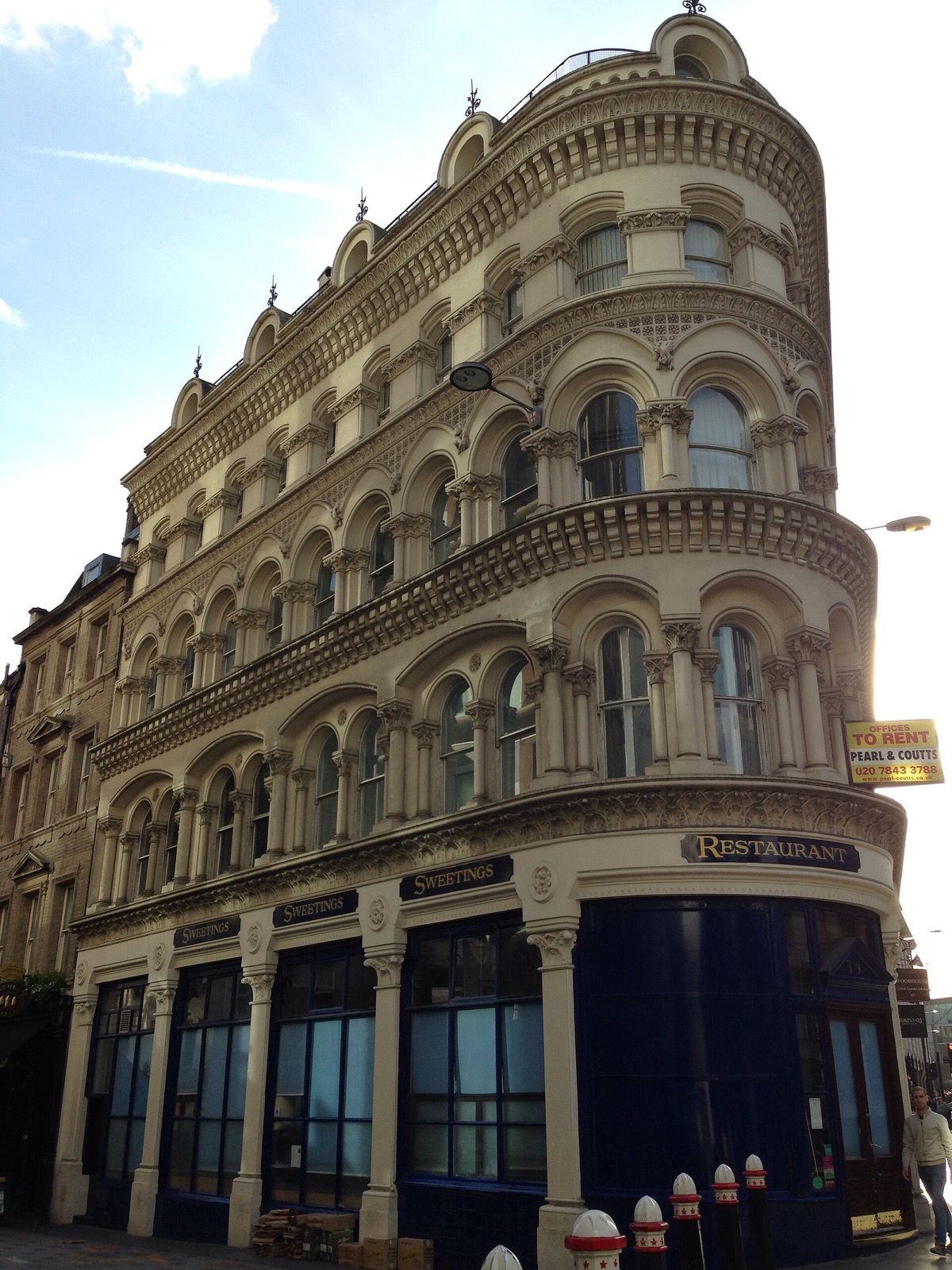 Sweetings at the point of a Victorian block on Queen Victoria Street, in the City.